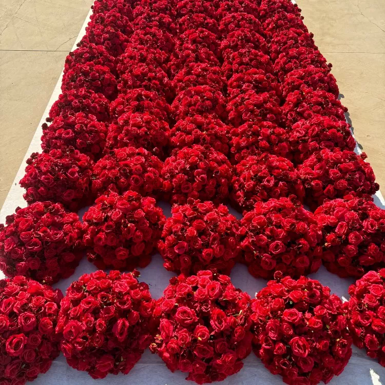 توپ گل مصنوعی