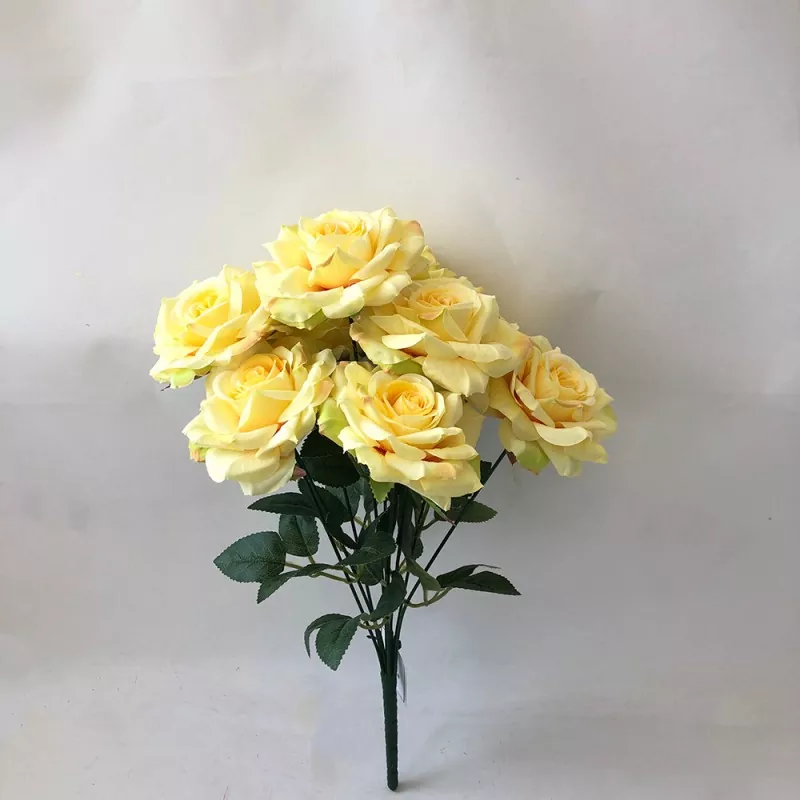 دسته گل رز مصنوعی